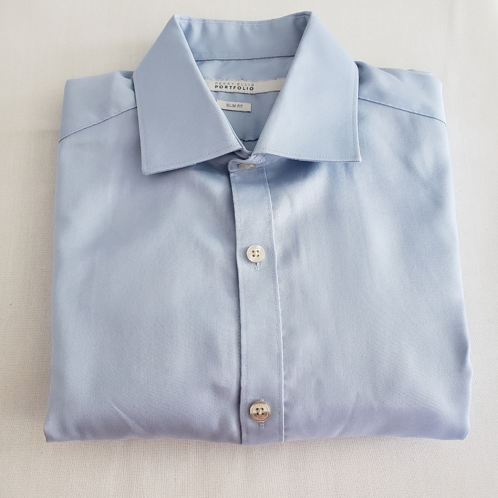 Perry Ellis Portfolio Solid Slim Fit Dress Shirt